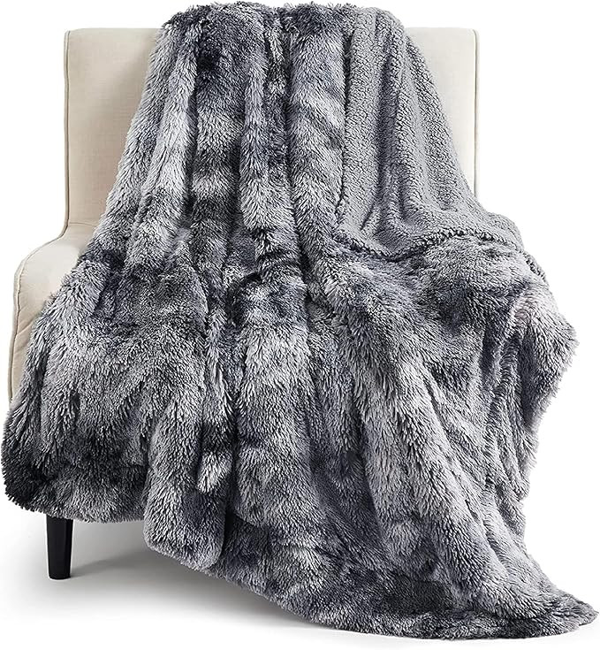 Bedsure Soft Throw Blanket for Couch, Fuzzy Blanket Fluffy Sherpa Fleece Blankets & Throws, Chris... | Amazon (US)