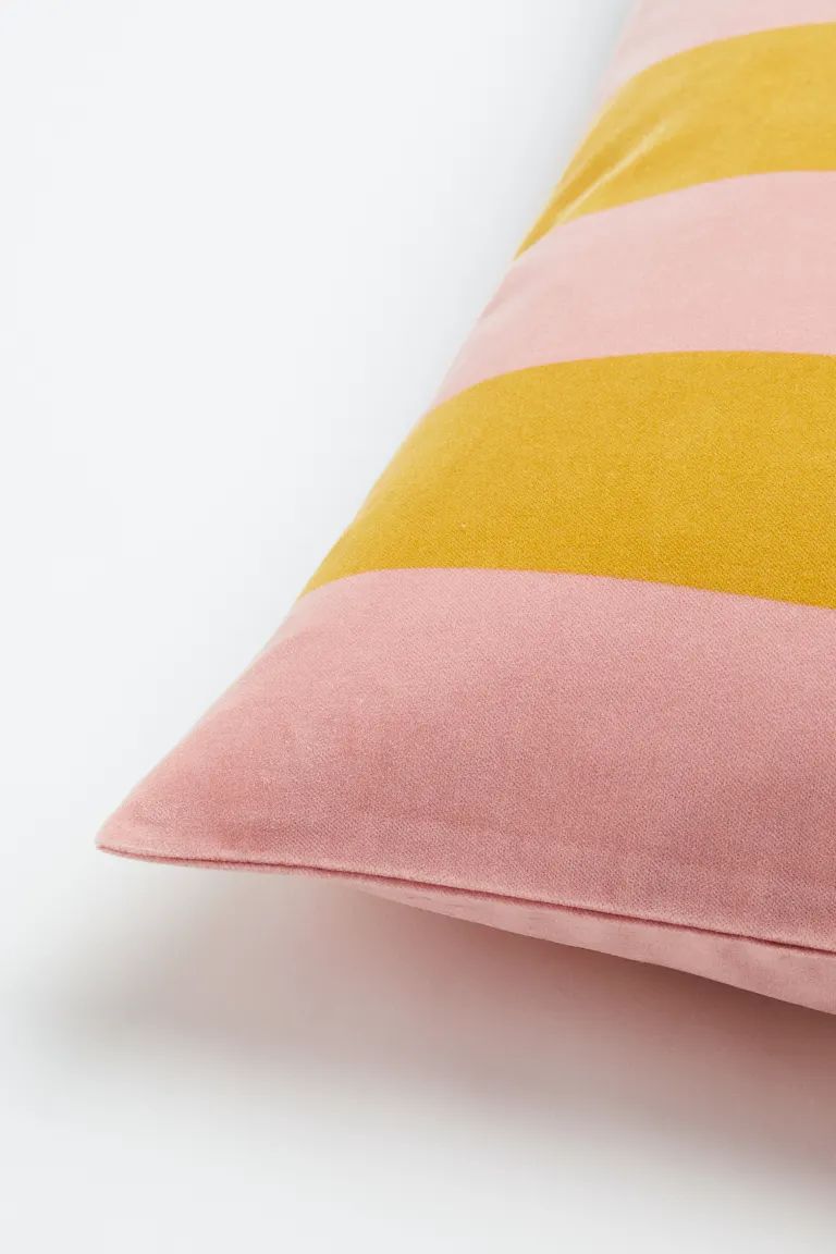 Velvet Cushion Cover | H&M (US + CA)