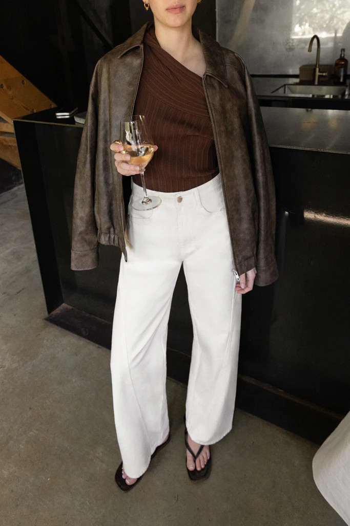 SEAM LINE CURVE WHITE JEAN | OAK + FORT