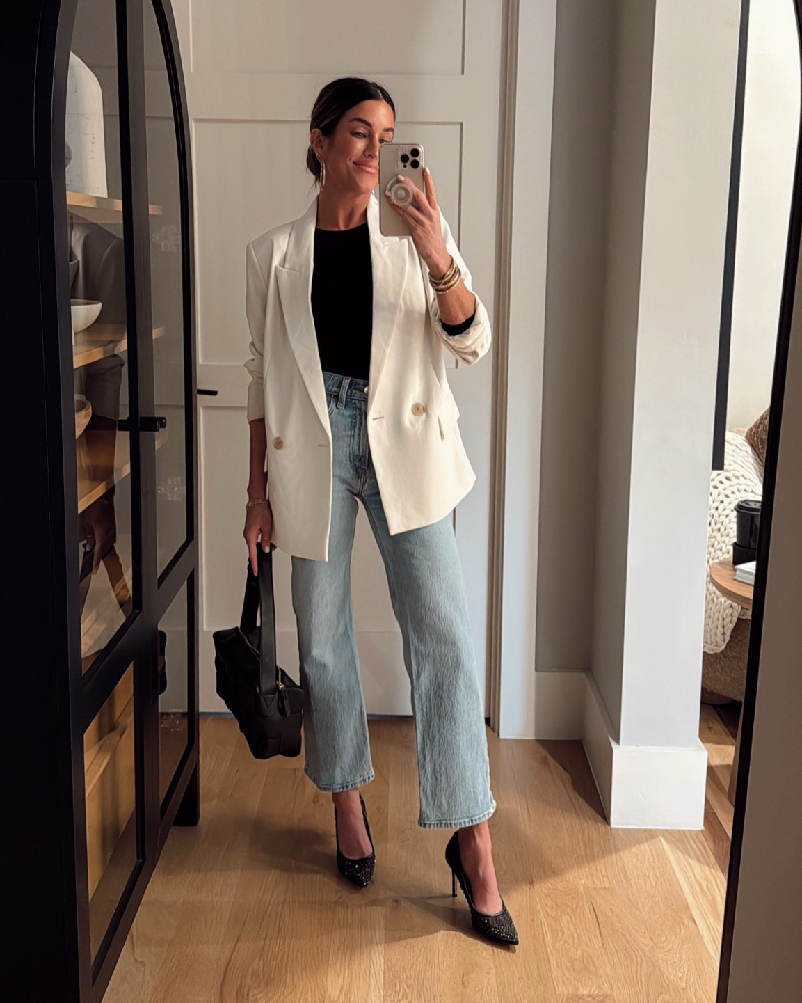 This Target blazer is SUCH a good look for less for one that is over $200! 🤯🙌🏼 I’m in size small. 

My jeans are true to size but I’m in extra short length so that they’re nice and cropped! On sale today with my code JENREED. 

#LTKFindsUnder50 #LTKFindsUnder100 #LTKStyleTip