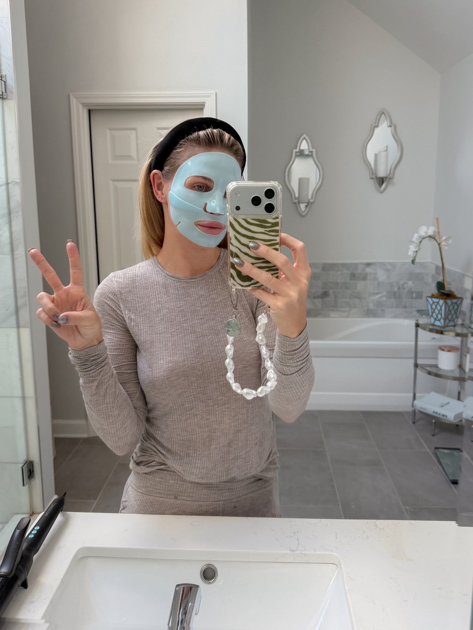 Hands down the best face sheet masks on the market. Extreme rubber suctions the face so well and plumps the skin insanely  

#LTKselfcare #LTKmorningroutine #LTKootd