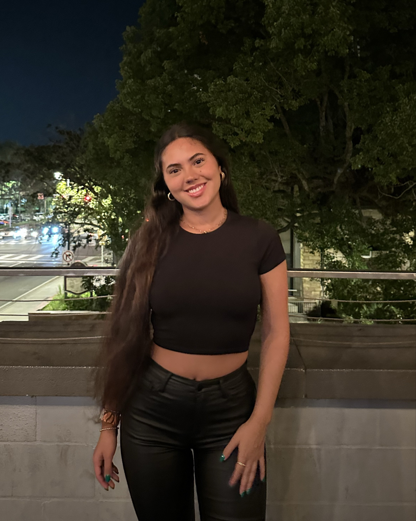 Basic college going out outfit 

#LTKBacktoSchool #LTKParties #LTKBeauty