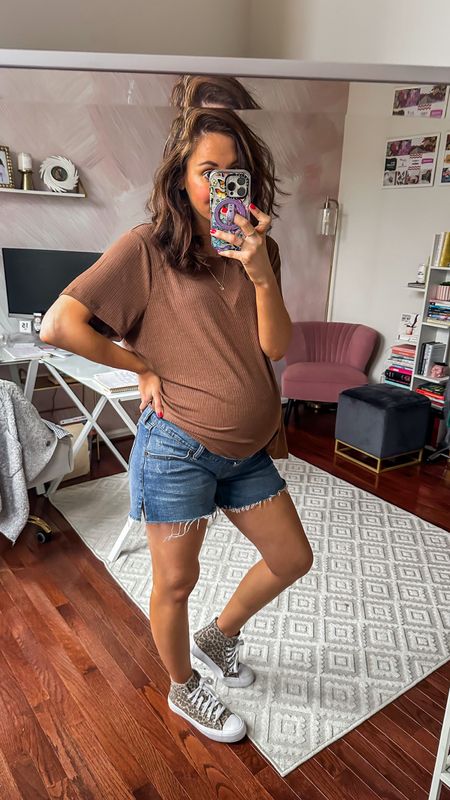 Bump friendly old navy tee + Abercrombie maternity shorts 

Old navy fashion // maternity outfit // bump friendly outfit // maternity jean shorts 

#LTKbump #LTKfindsunder50 #LTKstyletip