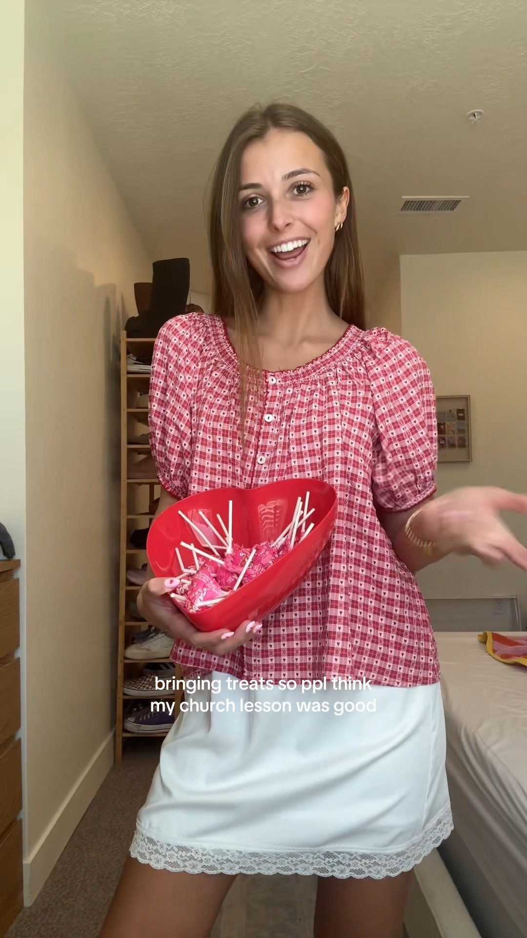 Sunday church fit for V day!! ❤️🩷