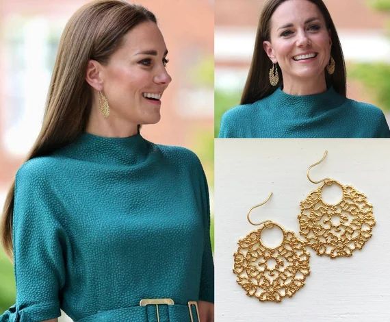 Kate Middleton Gold Filigree Hoop Circle Textured Earrings | Etsy | Etsy (US)