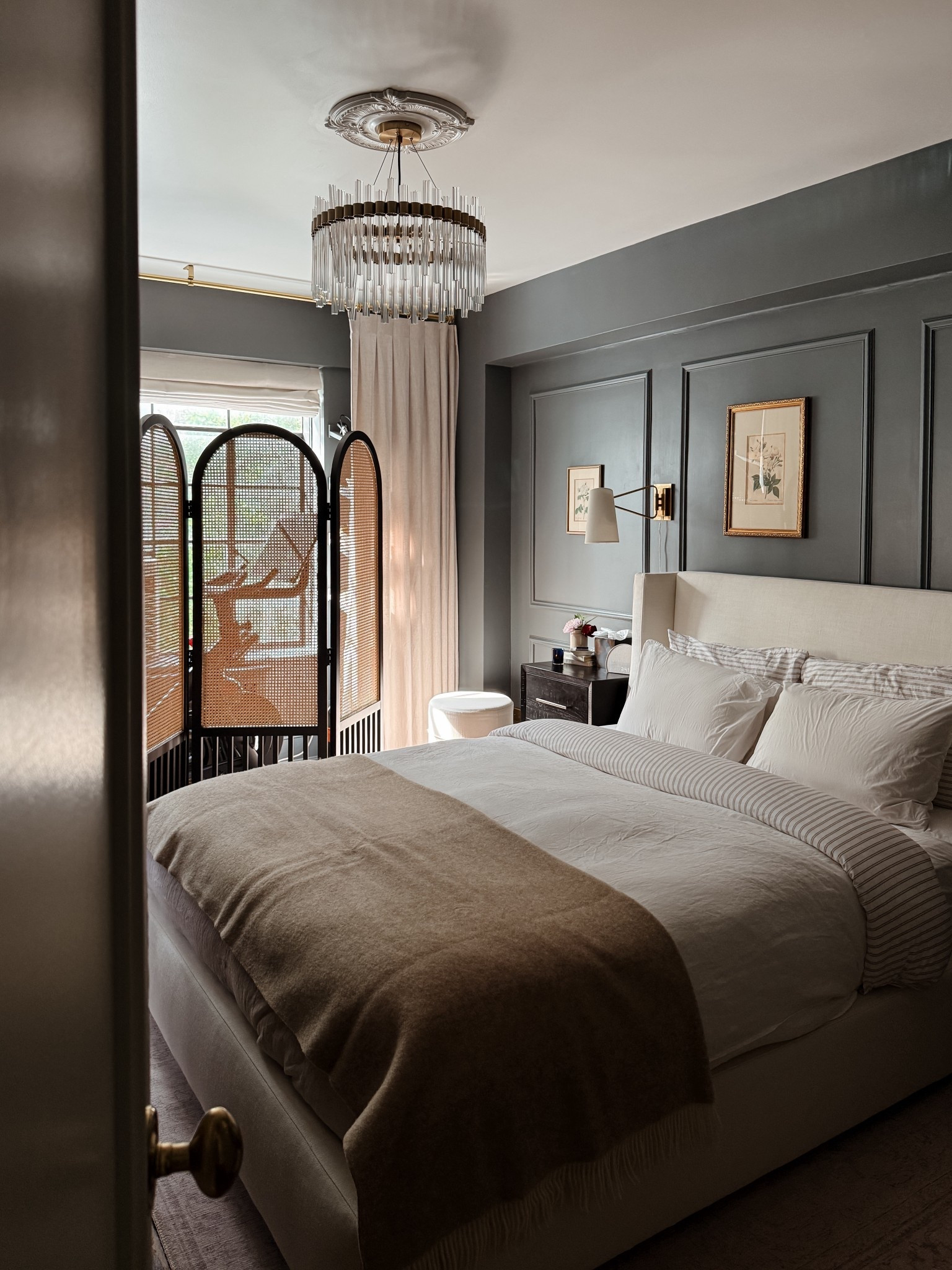 All my @Brooklinen bedding is now on sale! I've been a fan of theirs for 10+ years - no better bedding IMO. 

Grab my favorite classic percale sheets, the great blankets and quilts, duvet covers and their curated mix and match bundles + more at up to 40% off right now. 

#brooklinenpartner 

#LTKSaleAlert #LTKHome #LTKSeasonal