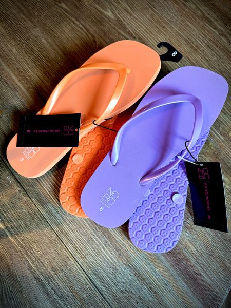 4$ beach flip flops! Each summer I  put a pair of flip flops in my car for spontaneous beach walks - no de-sanding my daily shoes when I can slip into these! 
Great for public pools, water parks etc! 
Found the peach IN STORE 


#LTKstyletip #LTKSeasonal #LTKtravel