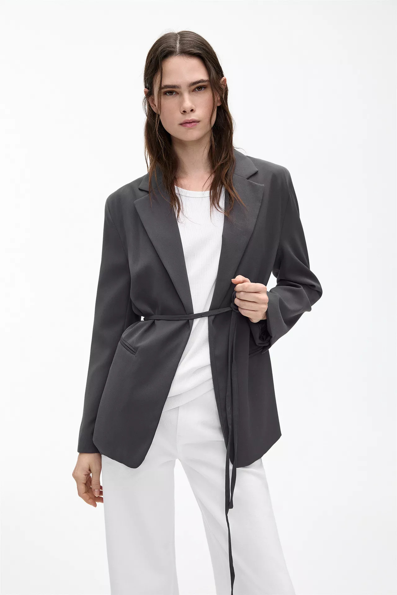 Oversize-Blazer Gürtel Schleife | PULL and BEAR DE