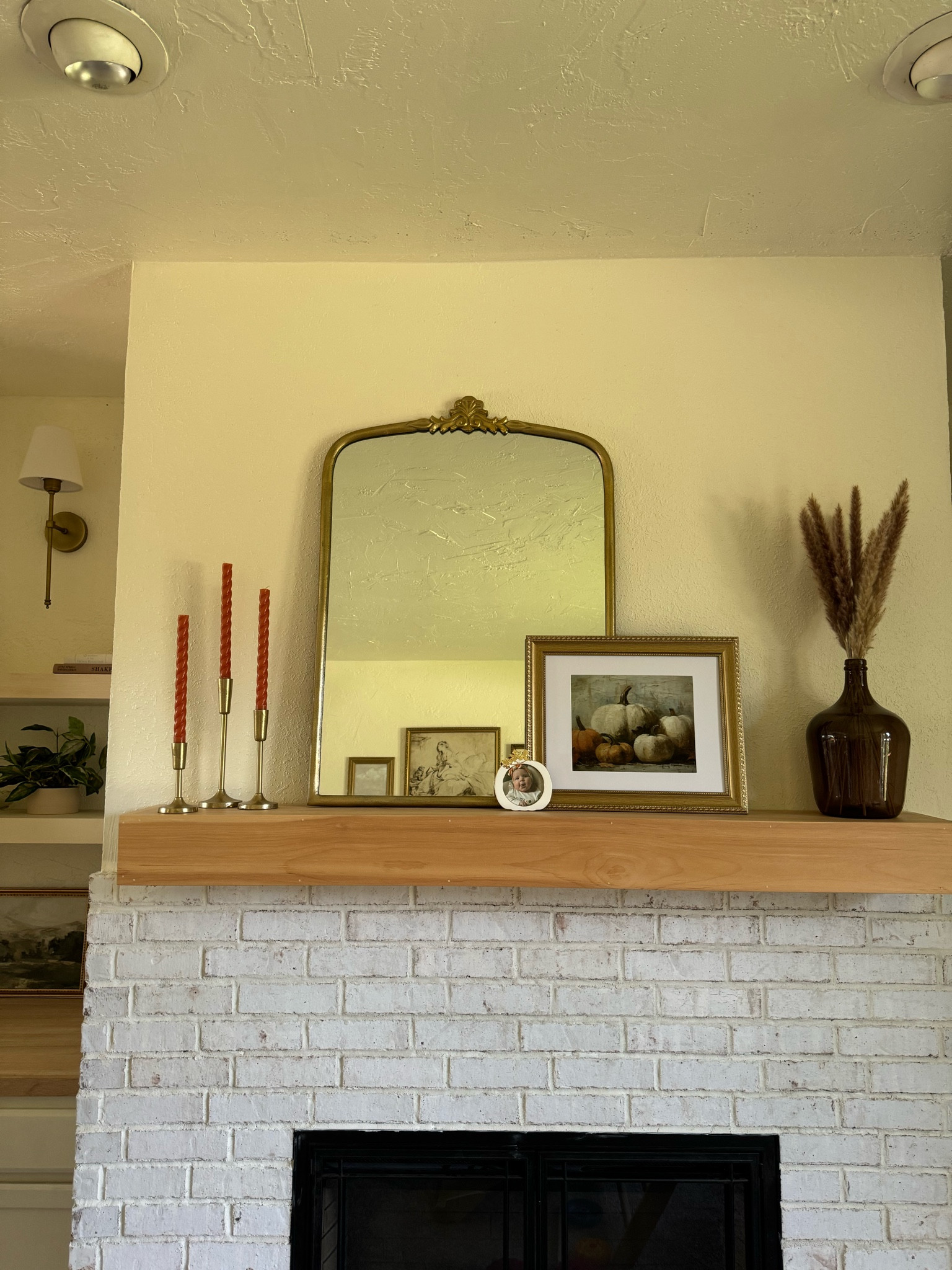 Fall fireplace 🍂 

#LTKHome #LTKSeasonal #LTKStyleTip