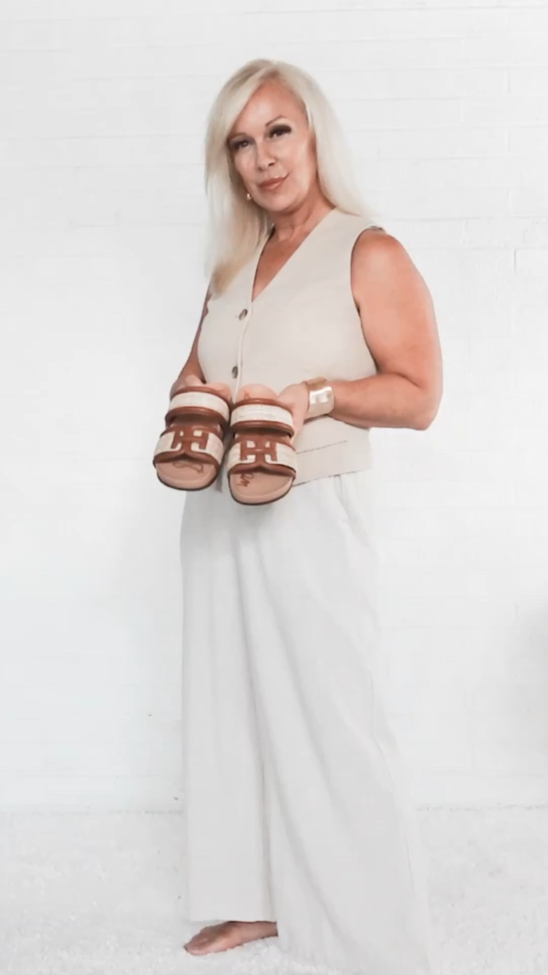 4 Ways to Style the Viral NSale sandals! Which outfit is your favorite: 1 2 3 or 4?

#LTKSaleAlert #LTKShoeCrush #LTKxNSale