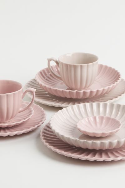 Small Porcelain Plate | H&M (US + CA)
