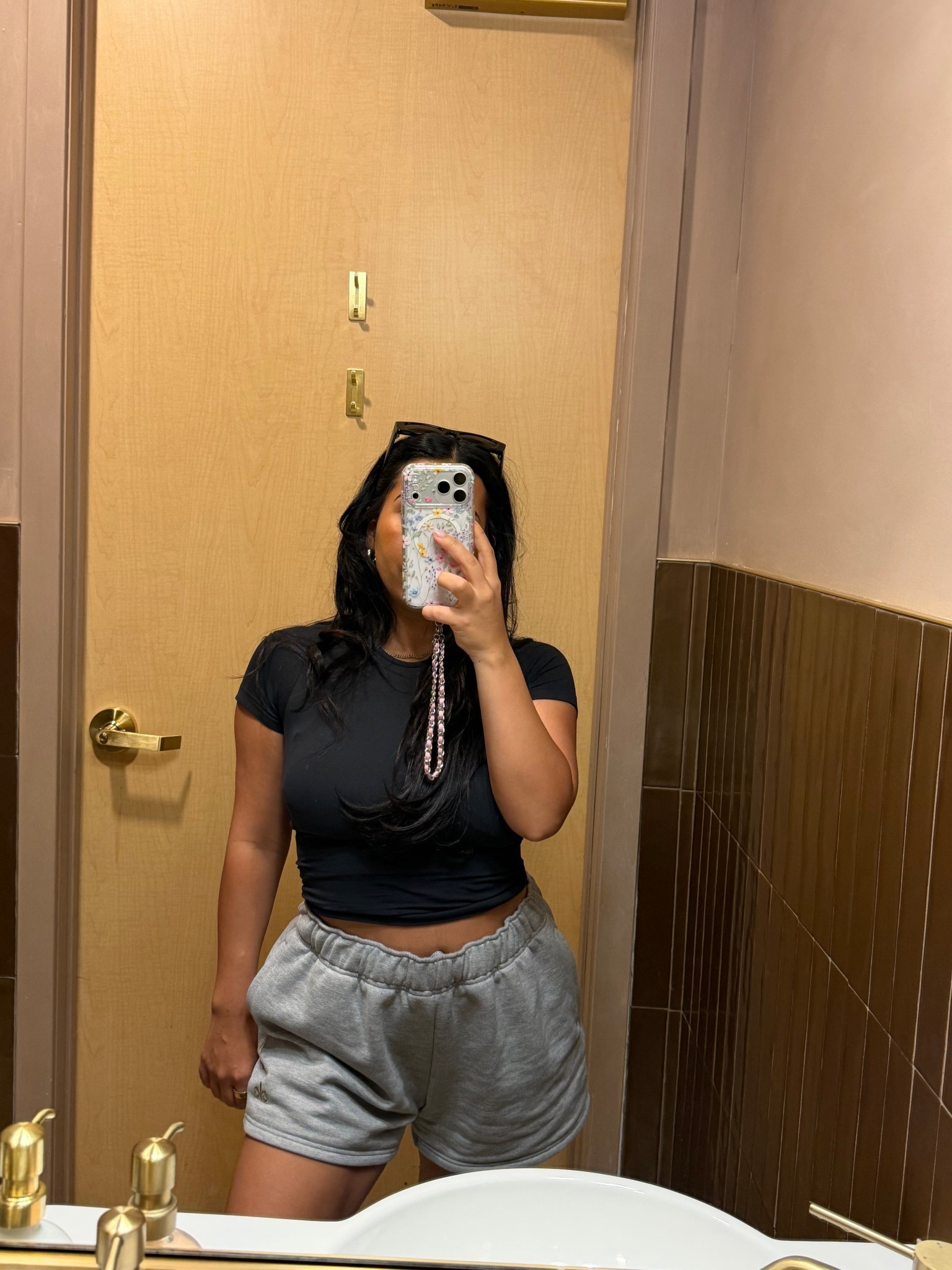 Casual ootd- XS top and small shorts

Causal outfit
Errands outfit 
Postpartum outfit 
Mom life 

#LTKMothersDay #LTKmomlife #LTKgrwm
