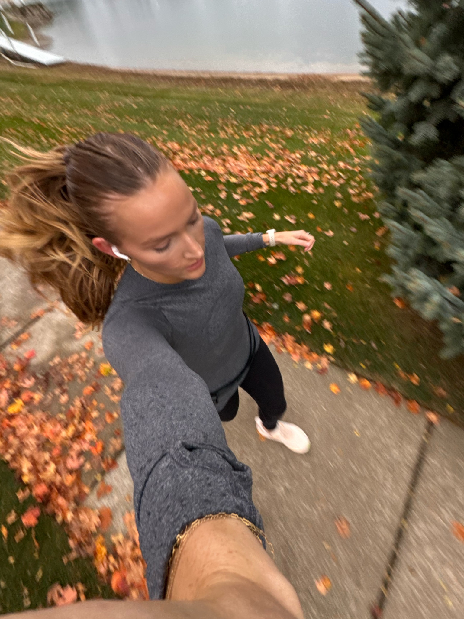 running fit 🫶🏼

#LTKShoeCrush #LTKFitness #LTKFindsUnder100