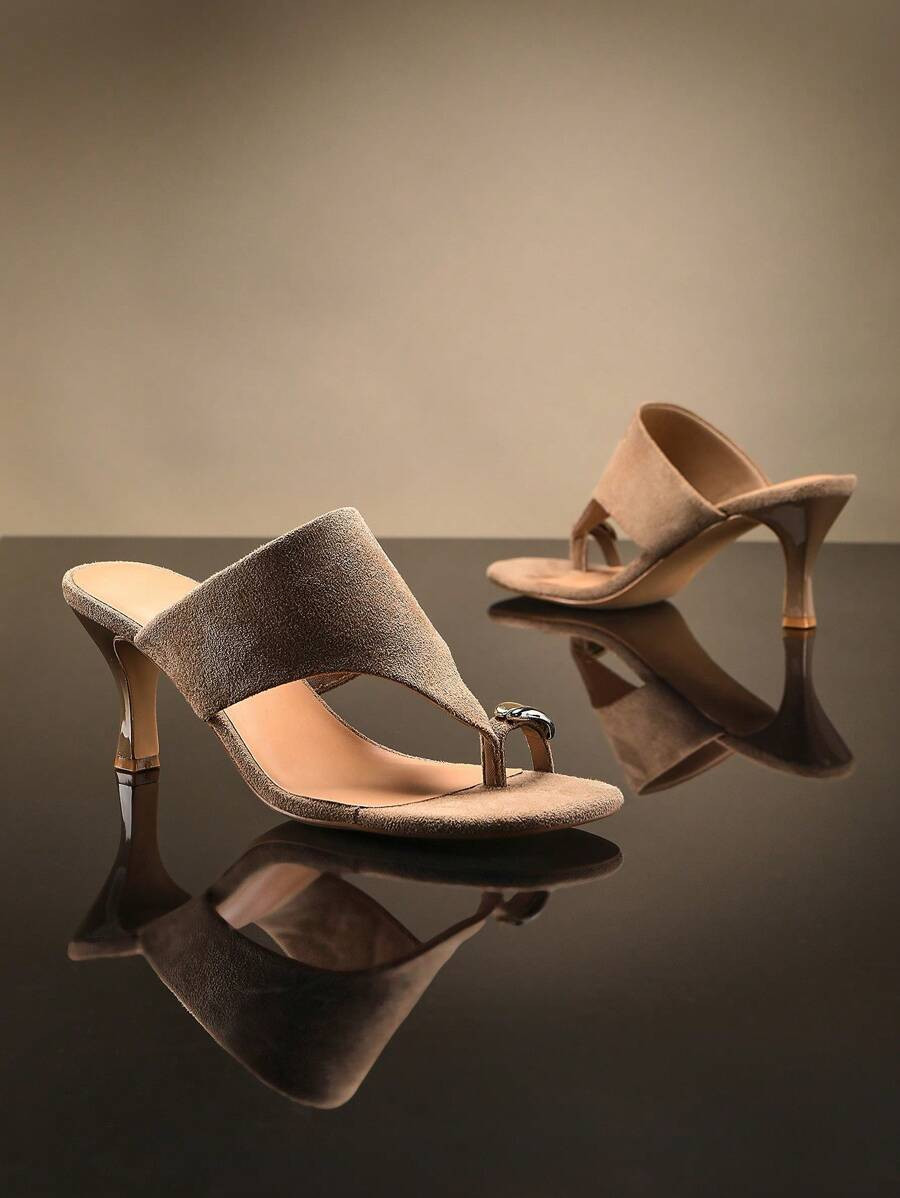 SHUZIA Women's Toe Ring Thick Band Thong Heeled Sandals | SHEIN