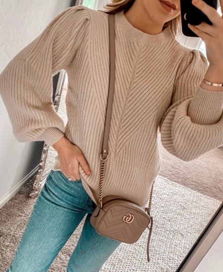 Amazon Find
Winter Sweater
Gucci bag 


#LTKFind #LTKitbag #LTKstyletip #LTKunder50