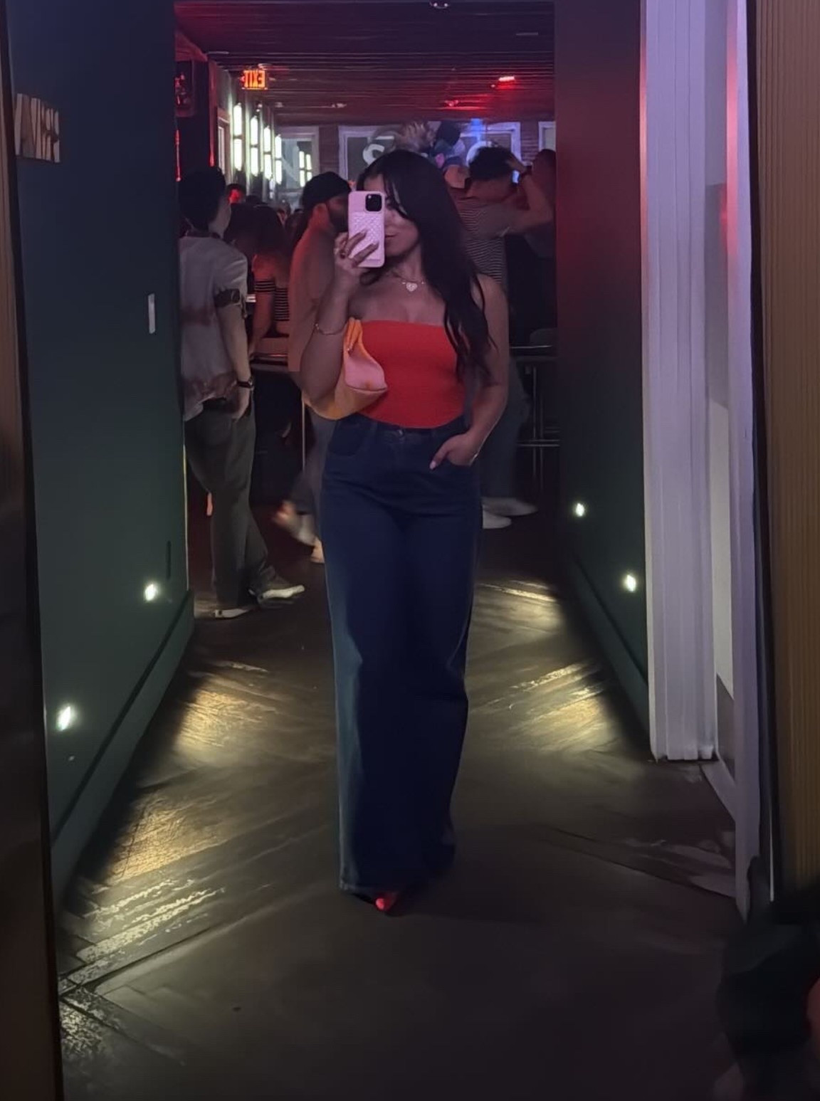 Wearing a size medium in the @amazon too and 28 in @abercrombie jeans #denim #jeans #abercrombie #amazonfinds #ootd



#LTKootd #LTKdayinmylife