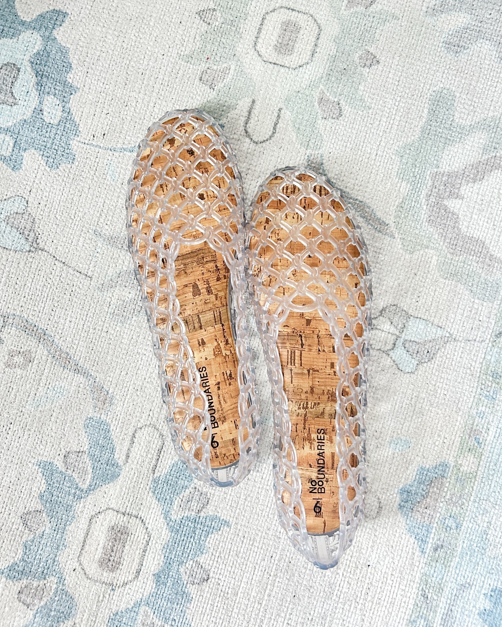 Get the jelly shoes look for only $20! 😍🩵

Look for less, jelly shoes, trending

#LTKBeauty #LTKootd