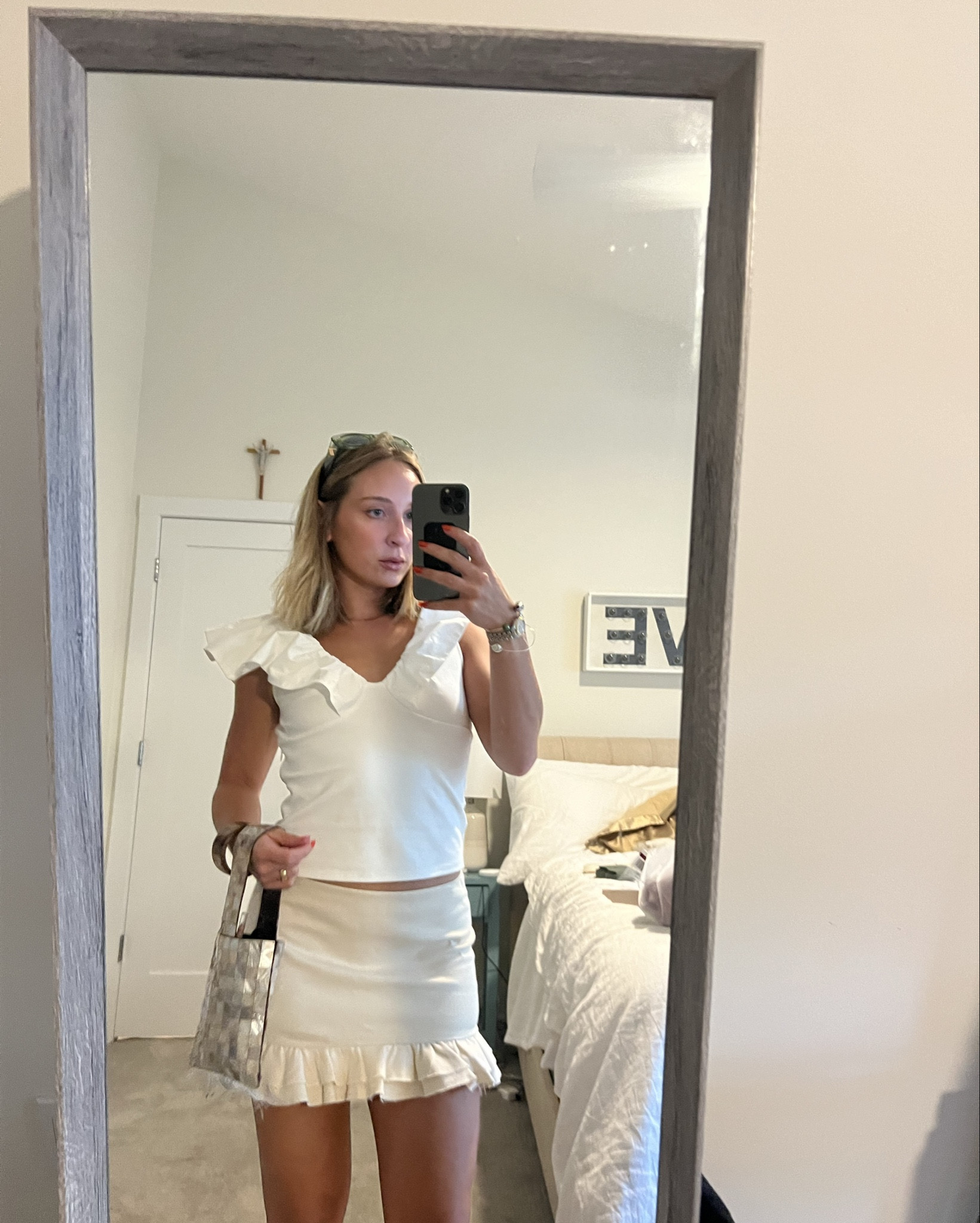 Perfect mini skirt and transitional outfit 

#LTKFindsUnder100 #LTKFindsUnder50