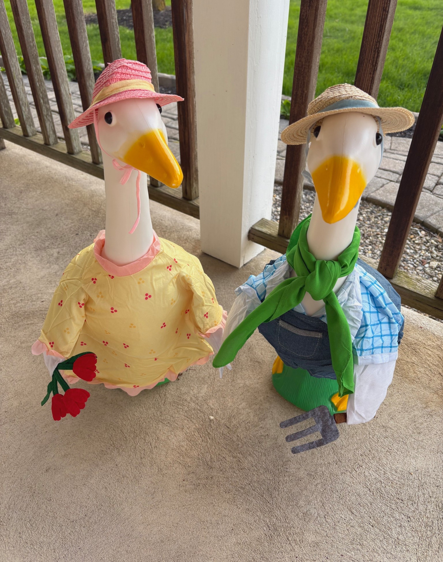 The sweetest gardening outfits for the porch geese for spring.

#LTKSeasonal #LTKHome