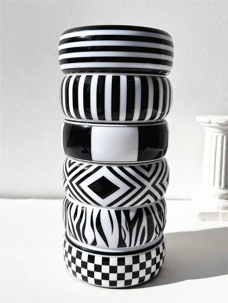 1pc New Minimalist Black & White Striped Checkerboard Pattern Bracelet, Creative Printed Wide & Thick Bracelet For Women, Gift For Friends | SHEIN