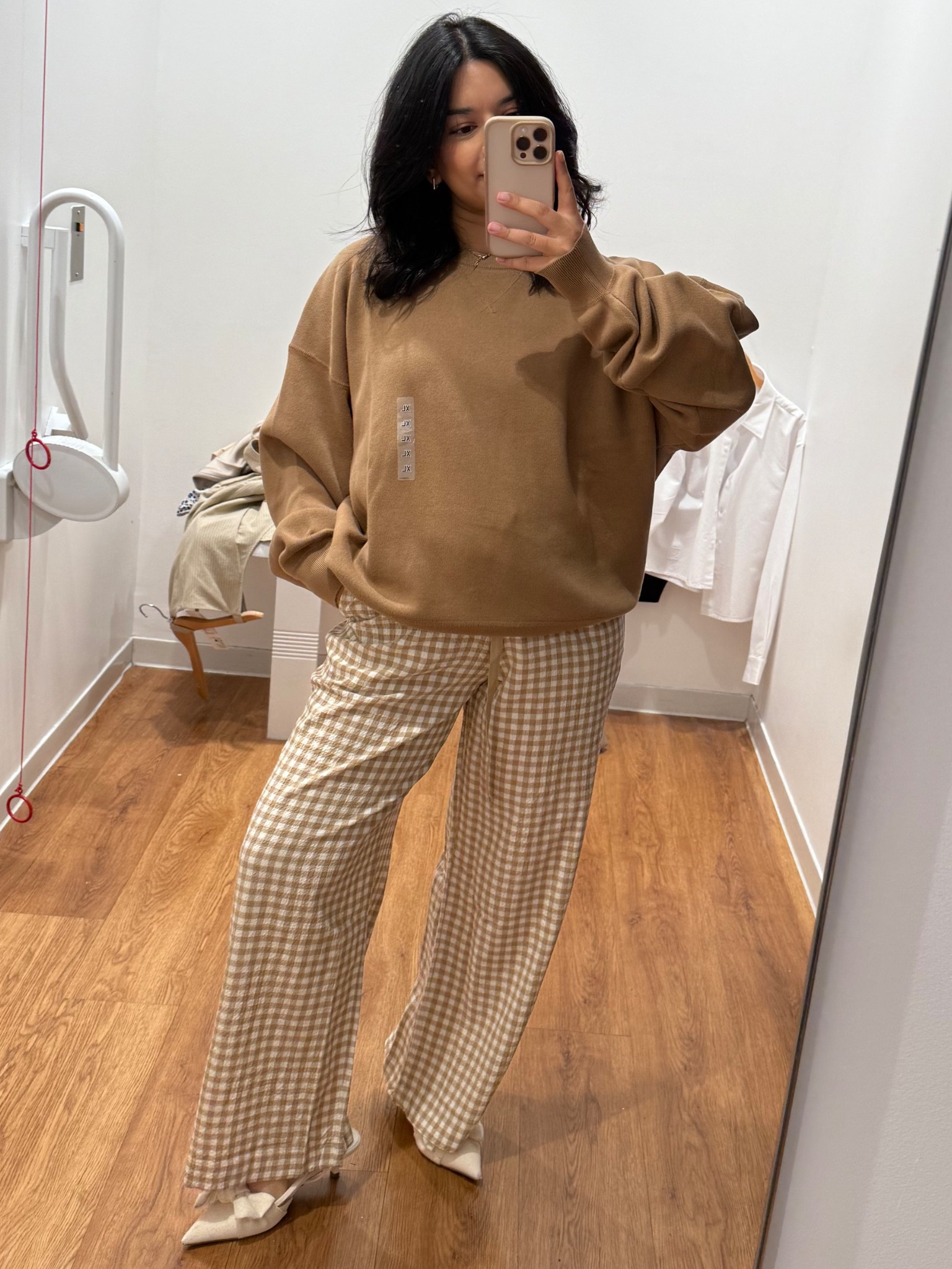 Uniqlo crew neck jumper trousers petite maternity 

#LTKpetite #LTKeurope #LTKmaternity
