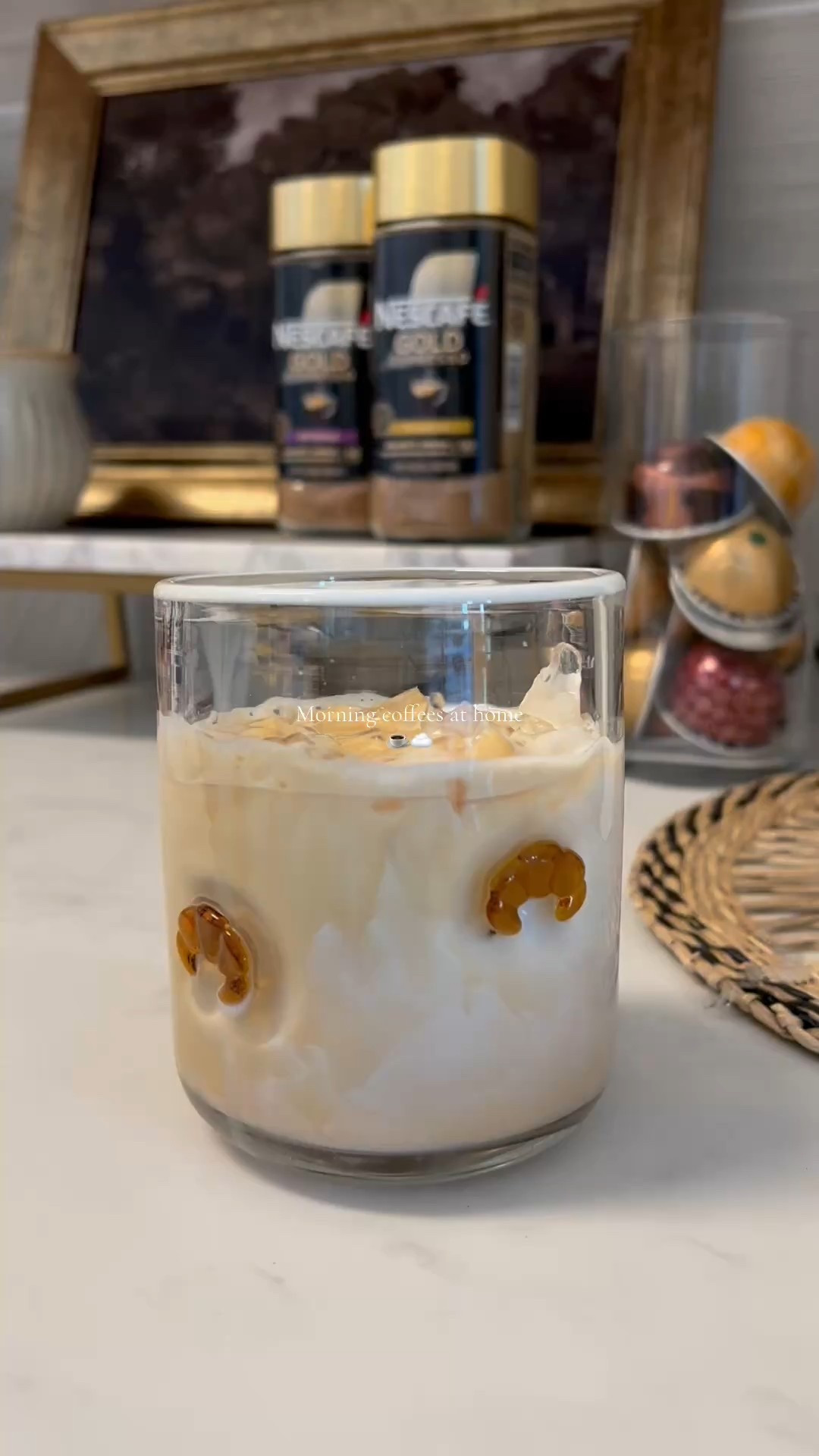 Croissant juice glascrouch

#LTKFestival #LTKHome #LTKSeasonal