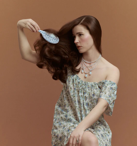 The Hill House x Wet Brush Pro Detangler Brush - Blue Vine Stripe | Hill House Home US