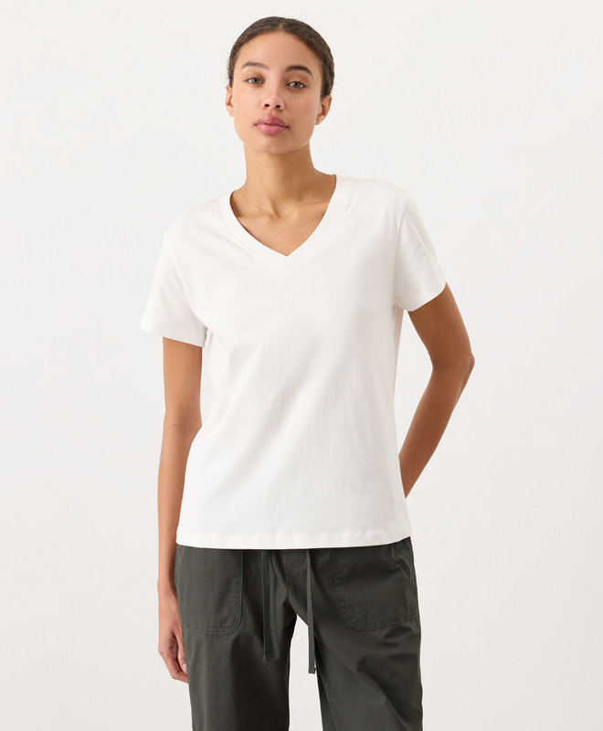 Women’s Softspun Essential V-neck Tee made with Organic Cotton | Pact | Pact Apparel