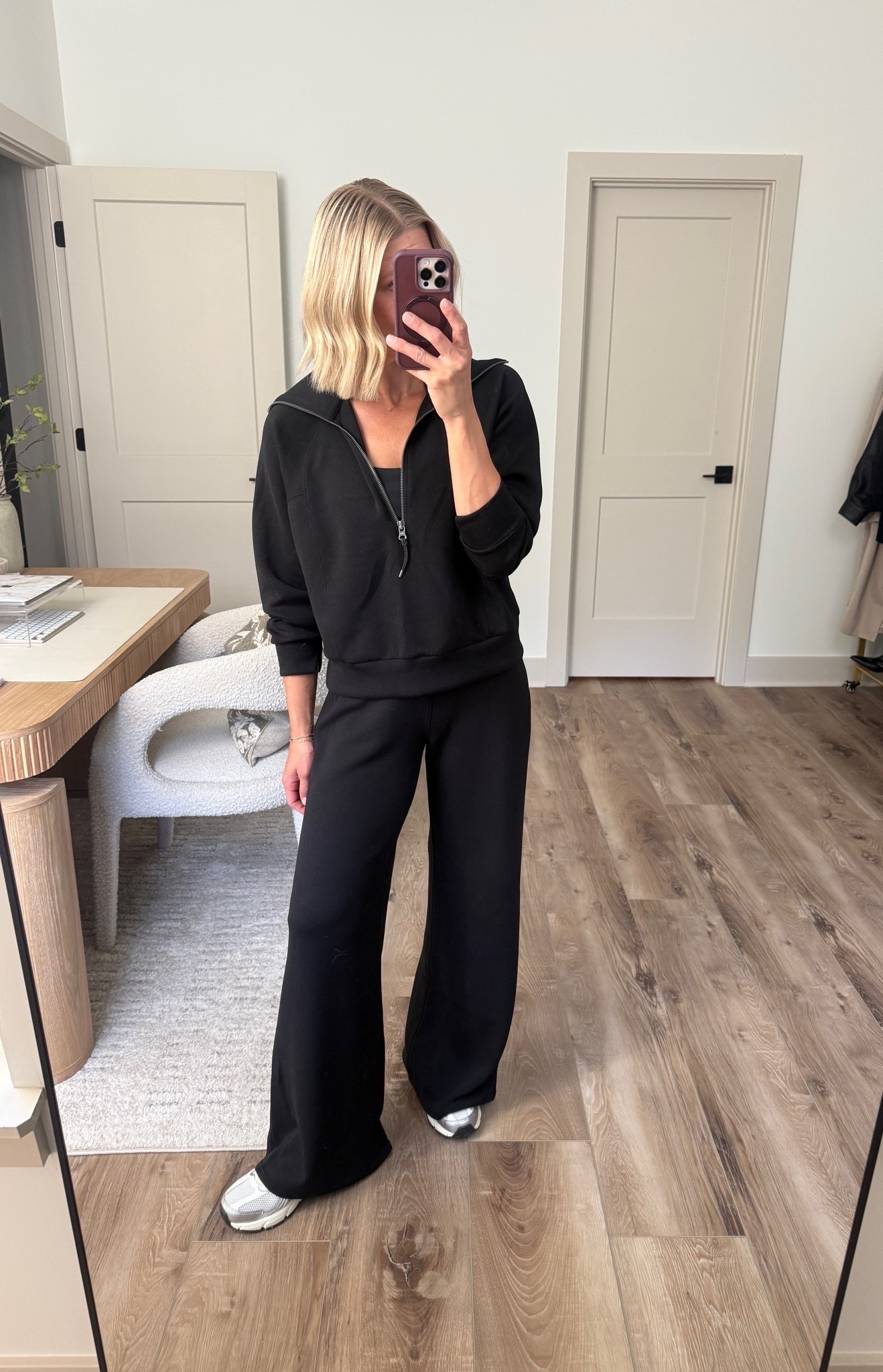 Wearing small/reg pants, small 1/2 zip, small cami

@Spanx #sponsored