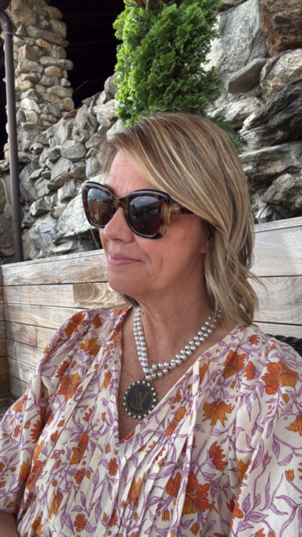 Peppers sunglasses allow me to read a menu or book while outdoors. I get lots of compliments on these. Price drop!