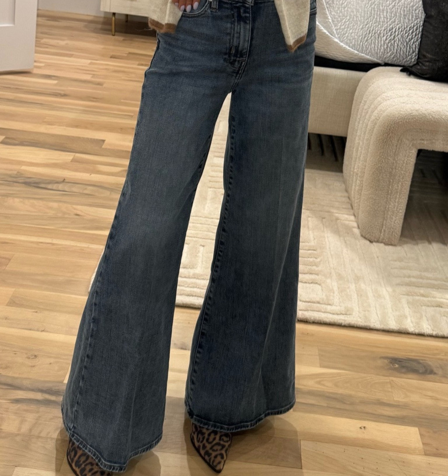 Flare jeans petite friendly on sale size 23 leopard mules

#LTKootd #LTKSaleAlert #LTKPetite