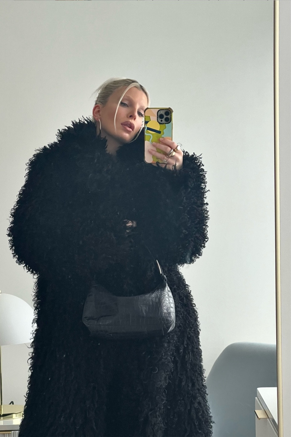 Long, fur coats for autumn/ winter 2024 🤌🏼

#coats #winteroutfits #fallfashion #ootd #outfitinspo



#LTKuk #LTKCyberWeek #LTKwinter