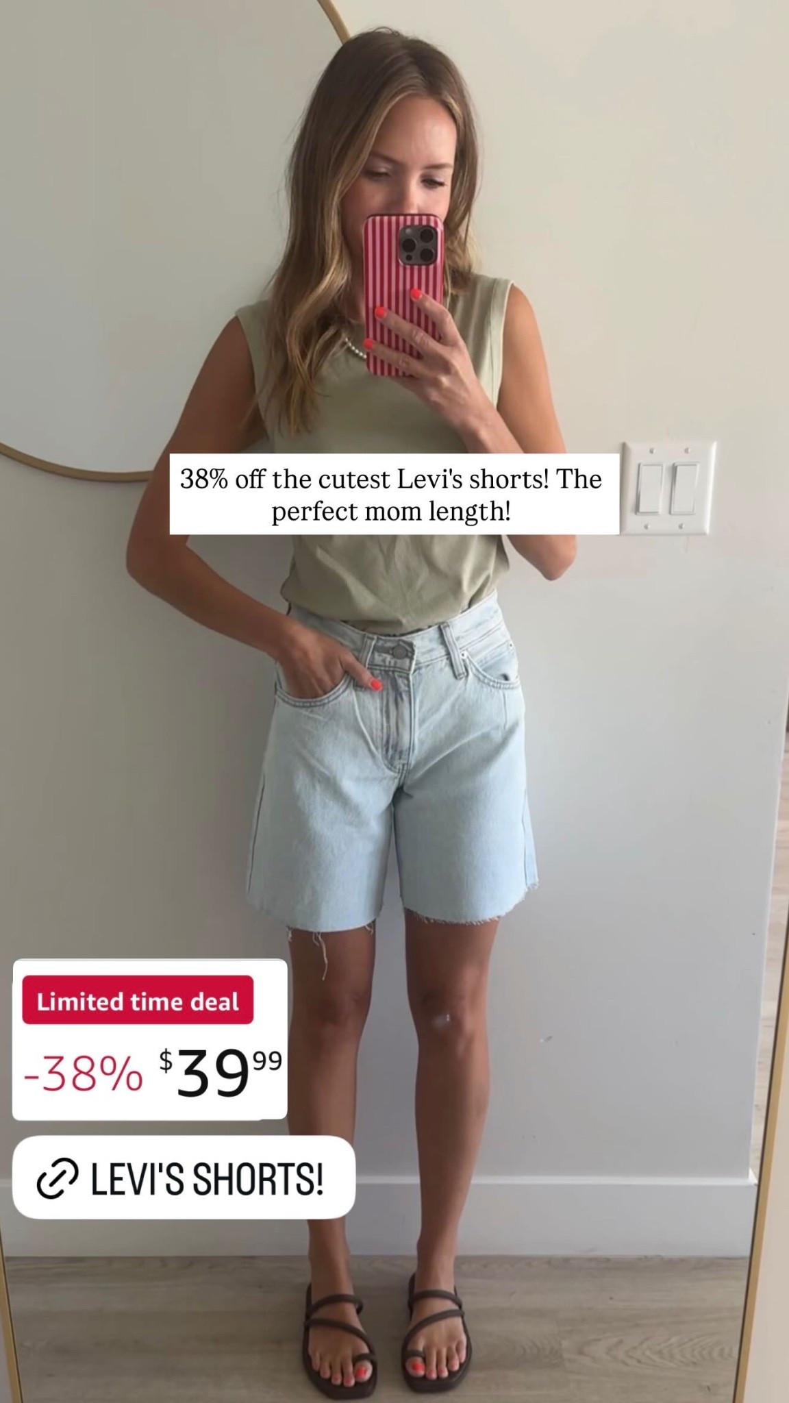 38% off the cutest Levi's shorts! The perfect mom length!