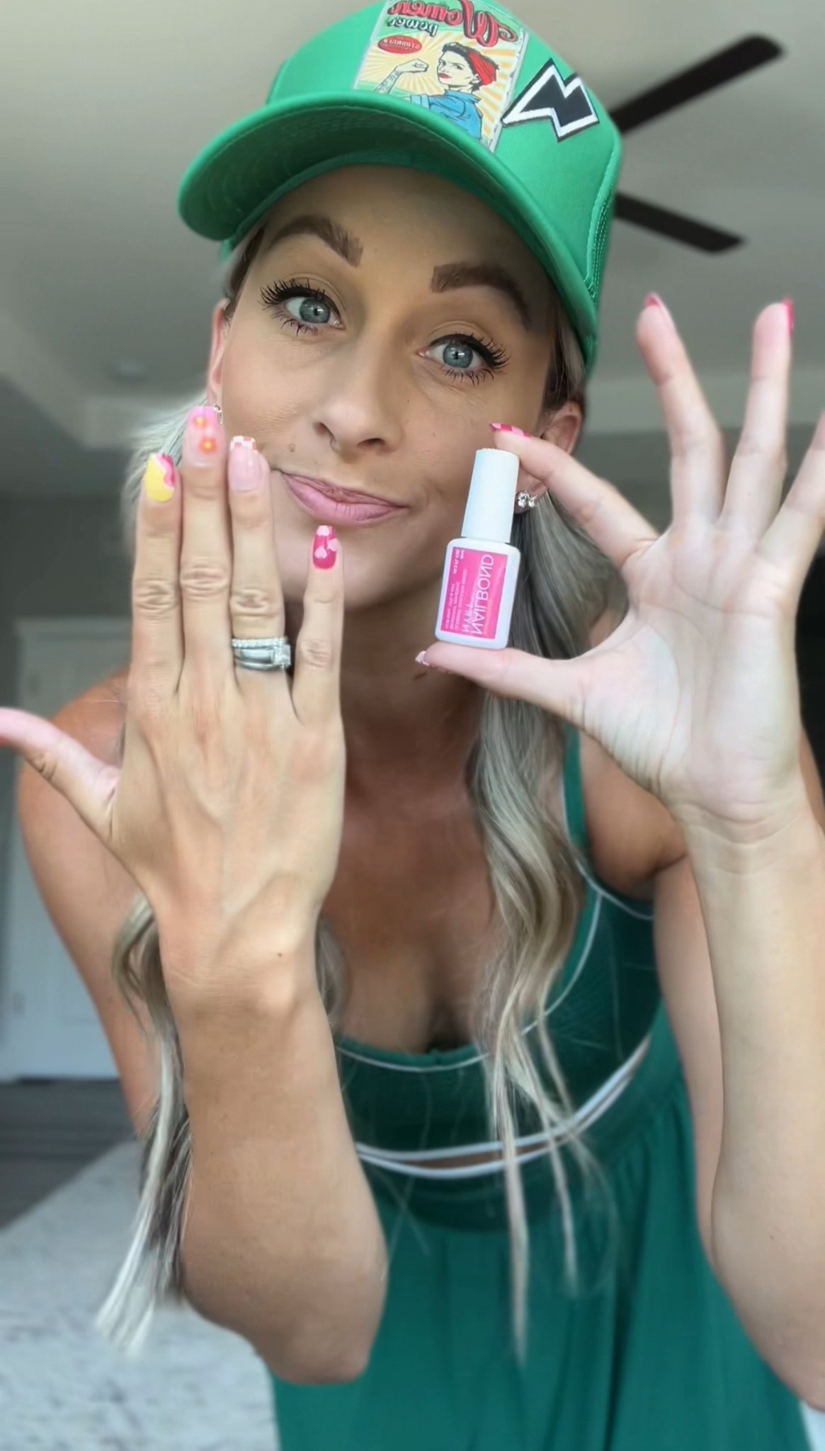 Stick ons with Nail Bond 💅🏼

#LTKSummerEdit #LTKStyleTip #LTKBeauty