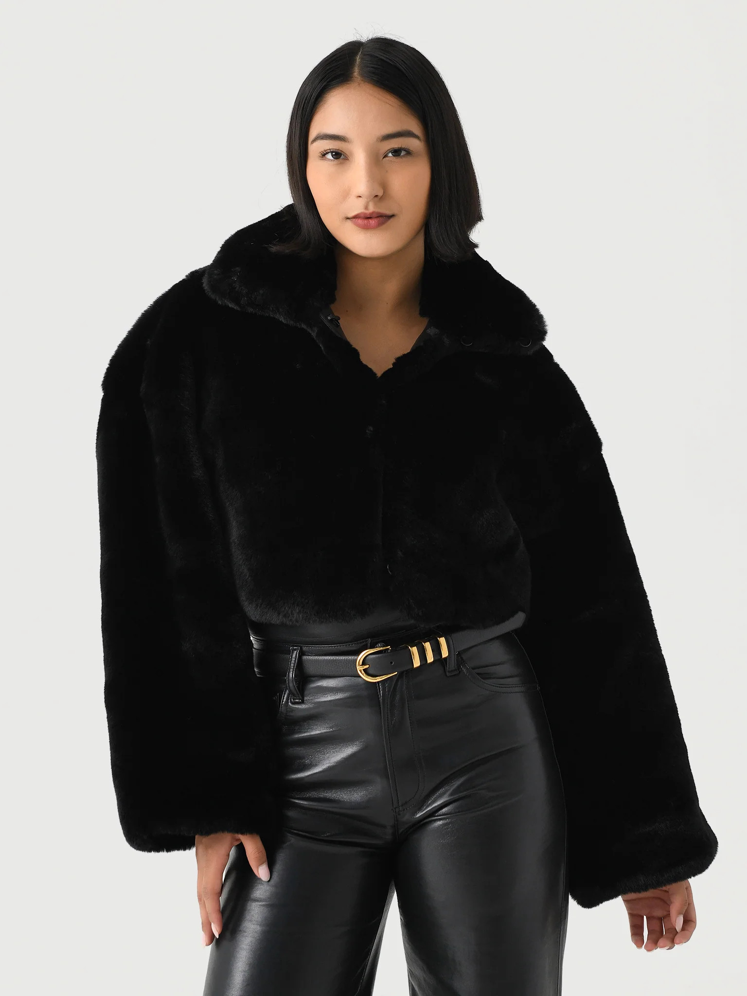 ROTATE
                      
                     Women's  Faux Fur Crop Jacket | Saint Bernard