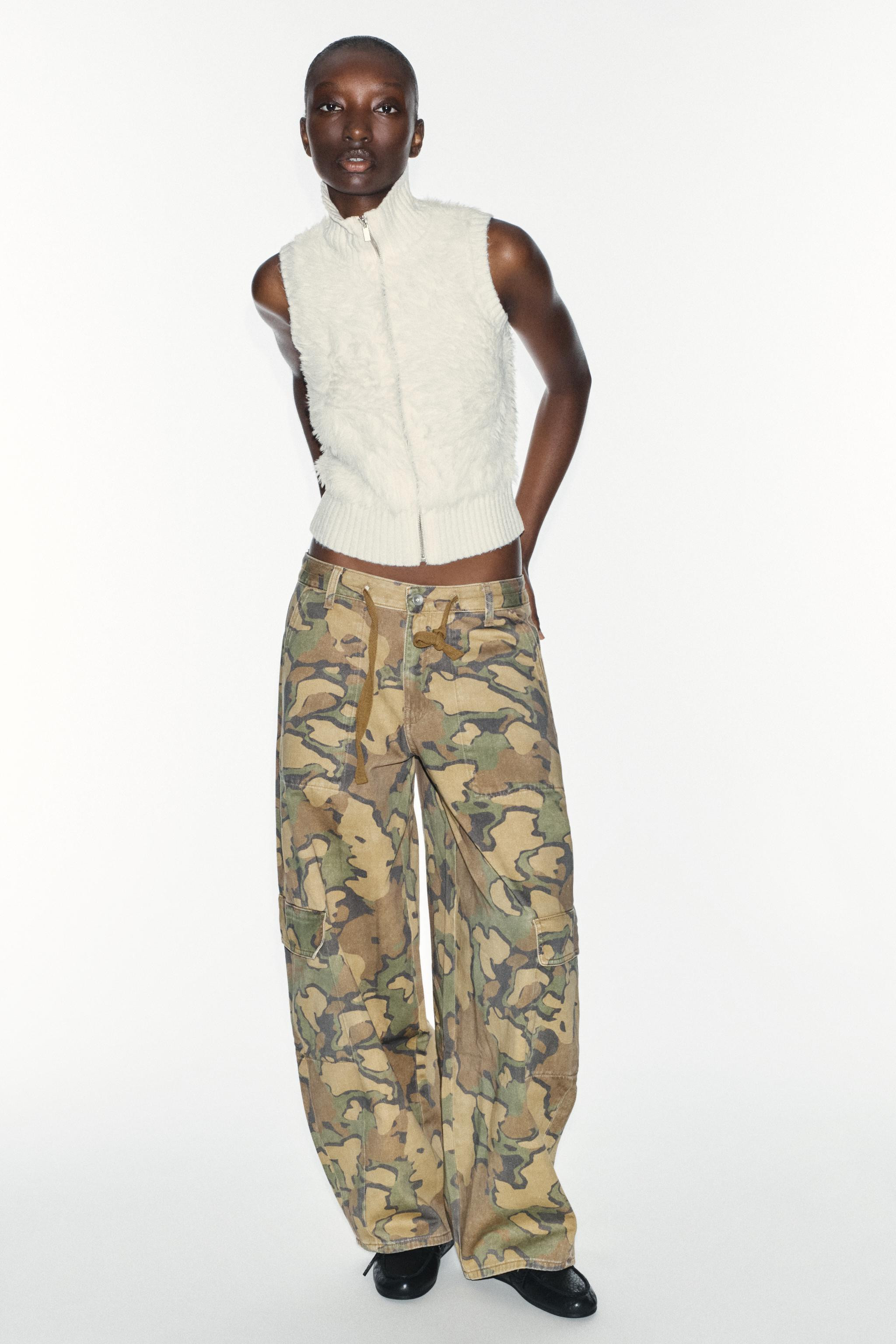 PRINTED OVERSIZE CARGO PANTS | Zara US
