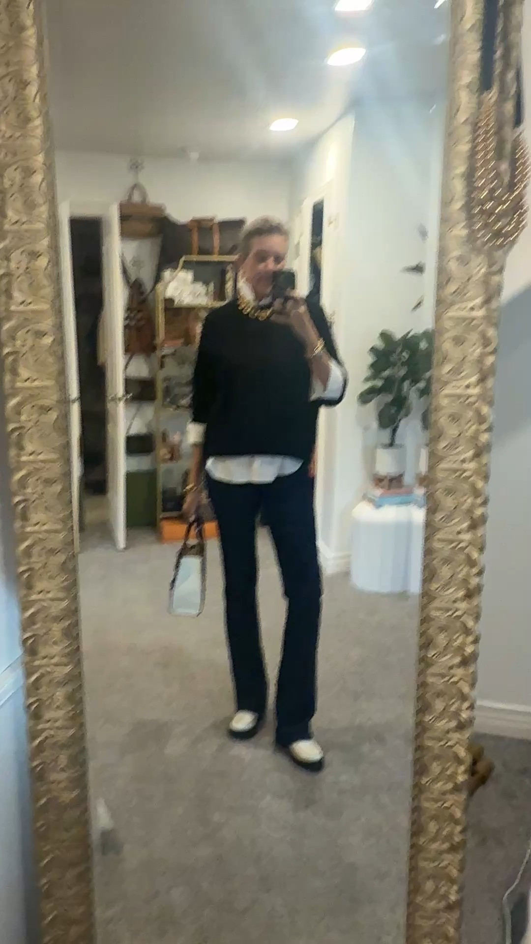 🚨 promo codes

Use code:)
INFG-25DARCY10

Quince fall outfit Inspo 

Black/white/Navy combo

The black Fall sweater you’ll wear on repeat✔️

Cashmere mere and I don’t know how Quince makes such high quality Cashmere at such affordable prices! 
Fits tts Styled Accessories I am in a med 

Quince white leather platform loafers! So good and affordable comfortable and fit tts 

🚨Use code  INFG-25DARCY10  
New customers will receive 10% off their first purchase 

My Go to fall basics 
A Chicos white no iron button up
Tts is a size 0

Spanx dark denim with front seam detail and a slight flare 
Tts in a med 
🚨Use code Deardarcyxspanx to save 10% 

Leopard calf skin and white leather bag- handmade (one of a kind)
Linked similar 

Bold gold jewelry by Julie Vos 
Large link necklace and bracelet 

#LTKFindsUnder100 #LTKStyleTip #LTKSaleAlert