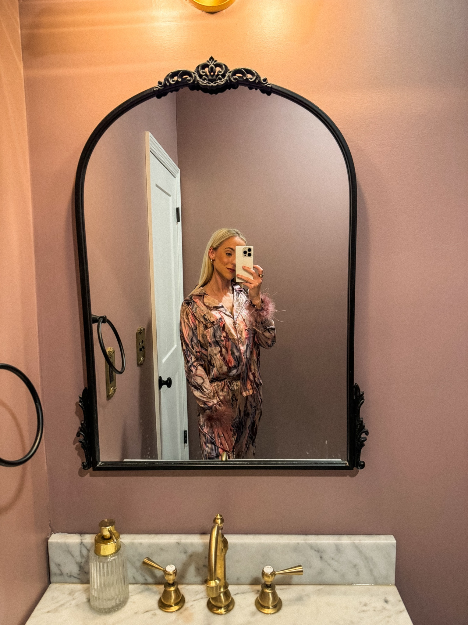 Galentine’s is my favorite holiday of the year 🫶🏼🎀💐✨

#LTKstyletip #LTKSeasonal #LTKshoecrush