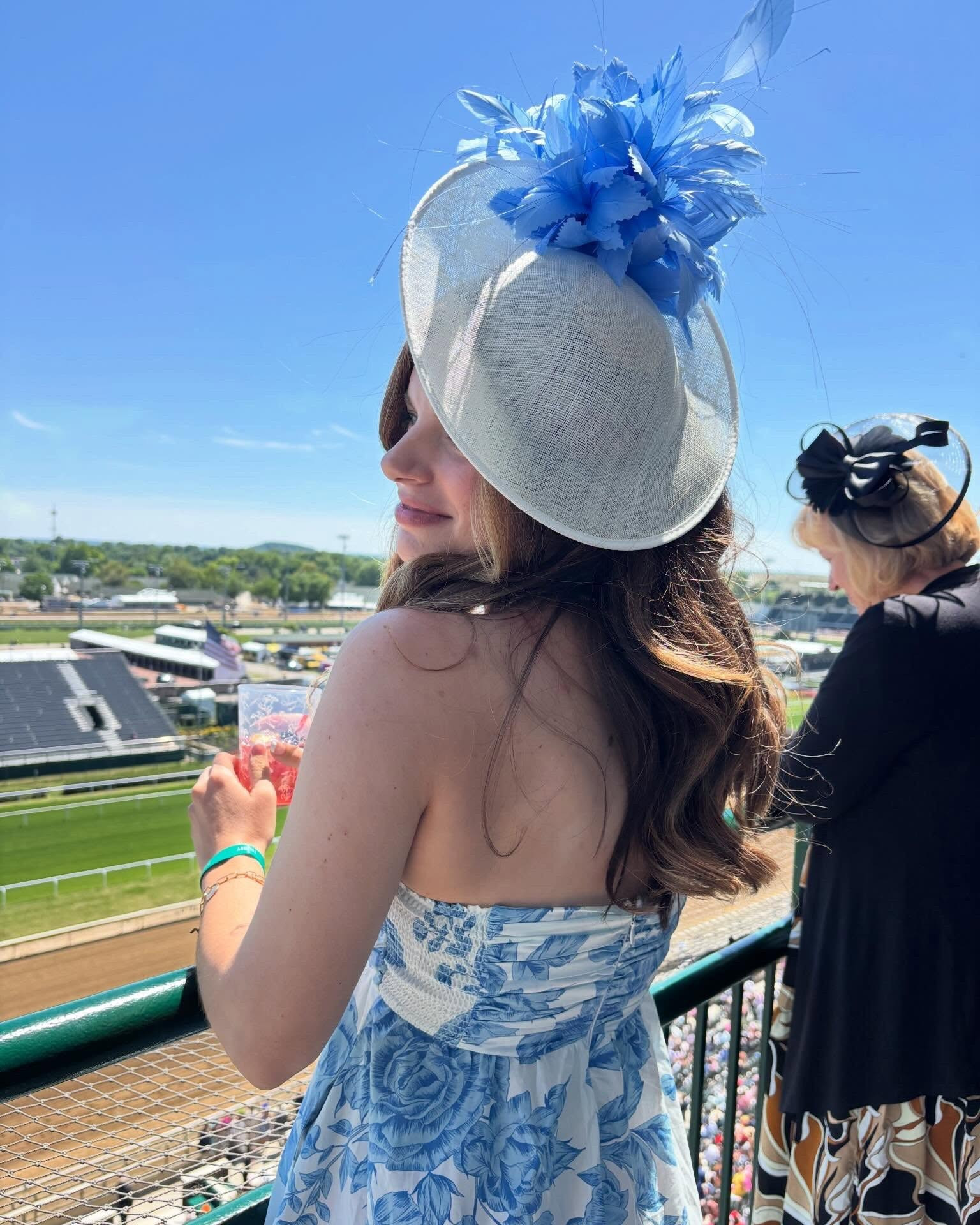 Talk Derby to me 🐎🌹👒

(1000% forgot to take any extra pictures…not very social media managery of me)

#kentucky #kentuckyderby #kentuckyderbyhats #thehatgirls