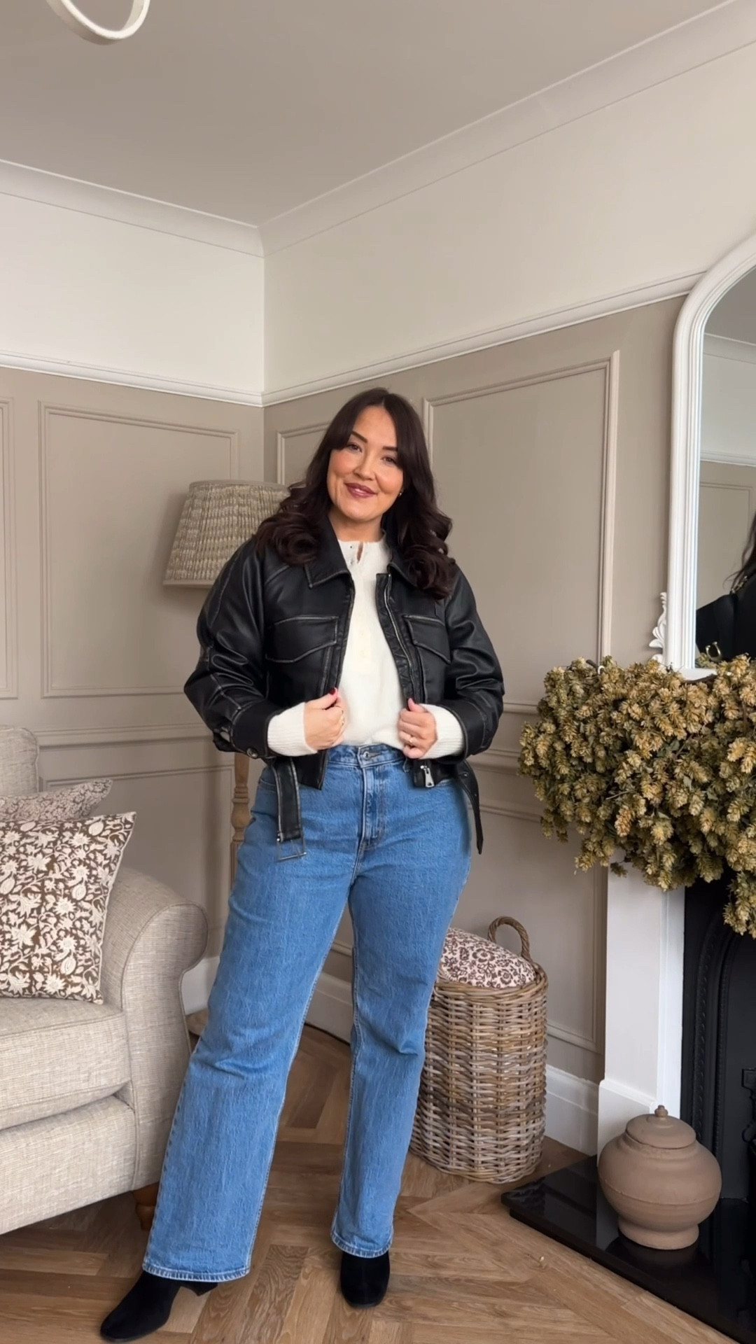 I've found the most beautiful leather jacket. Perfect for layering whilst still winter but draped over a floral dress come spring too to modernise the look 💕

#LTKspring #LTKXAbercrombieDenim #LTKuk