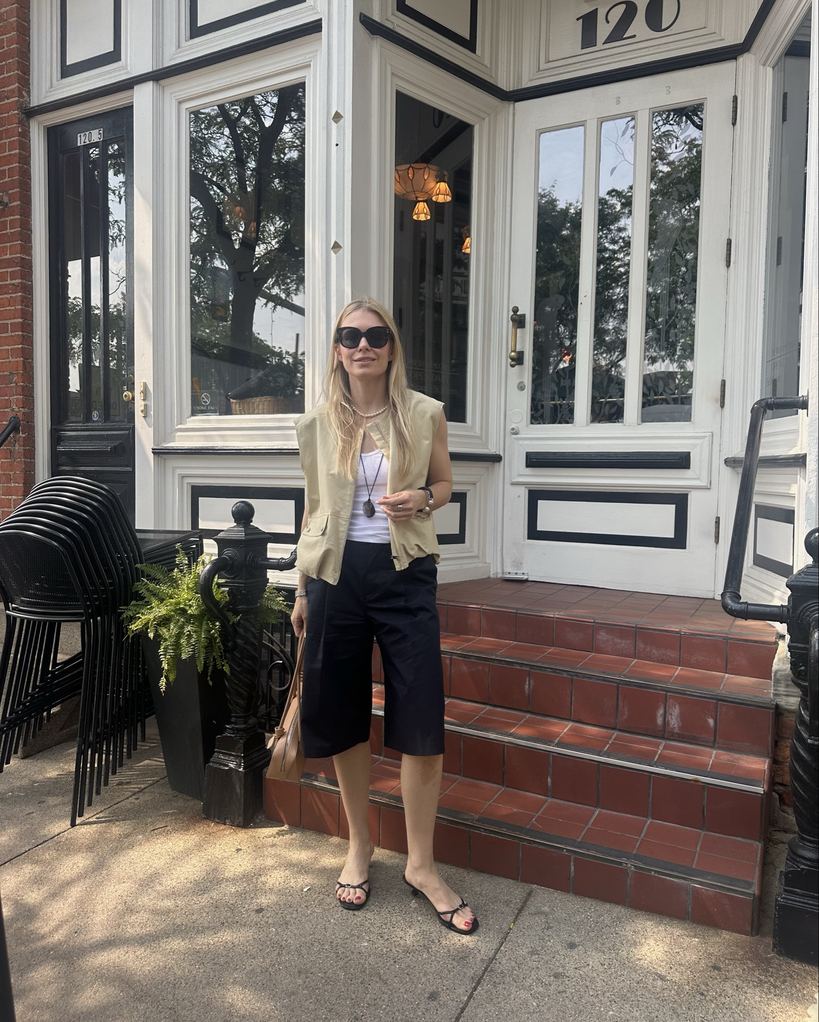 Daily casual😎

#LTKSeasonal #LTKOver40 #LTKSummerEdit