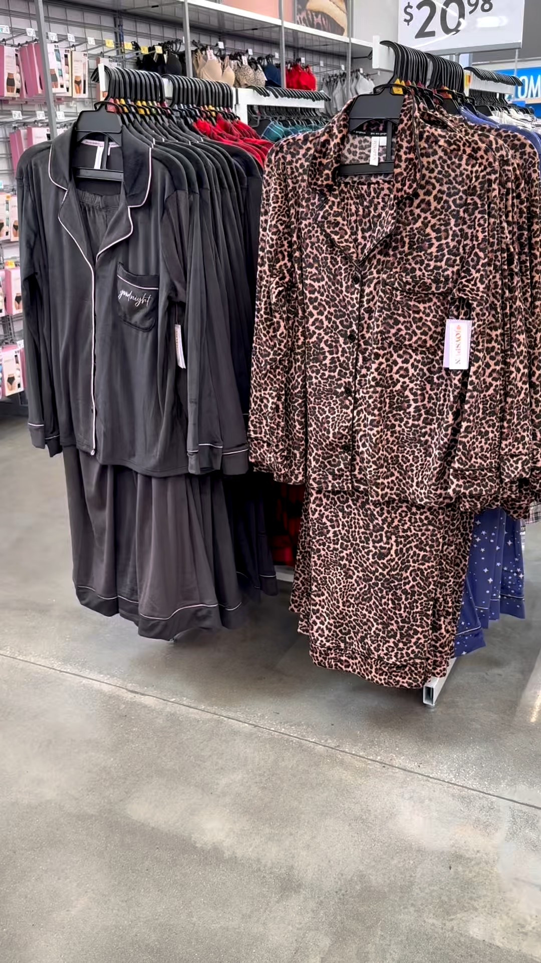 The softest new women’s pajamas! The prints are perfect for fall/winter! #walmart #walmartfinds #pajamas #womensfashion #walmartfashion

#LTKStyleTip #LTKFamily #LTKItBag
