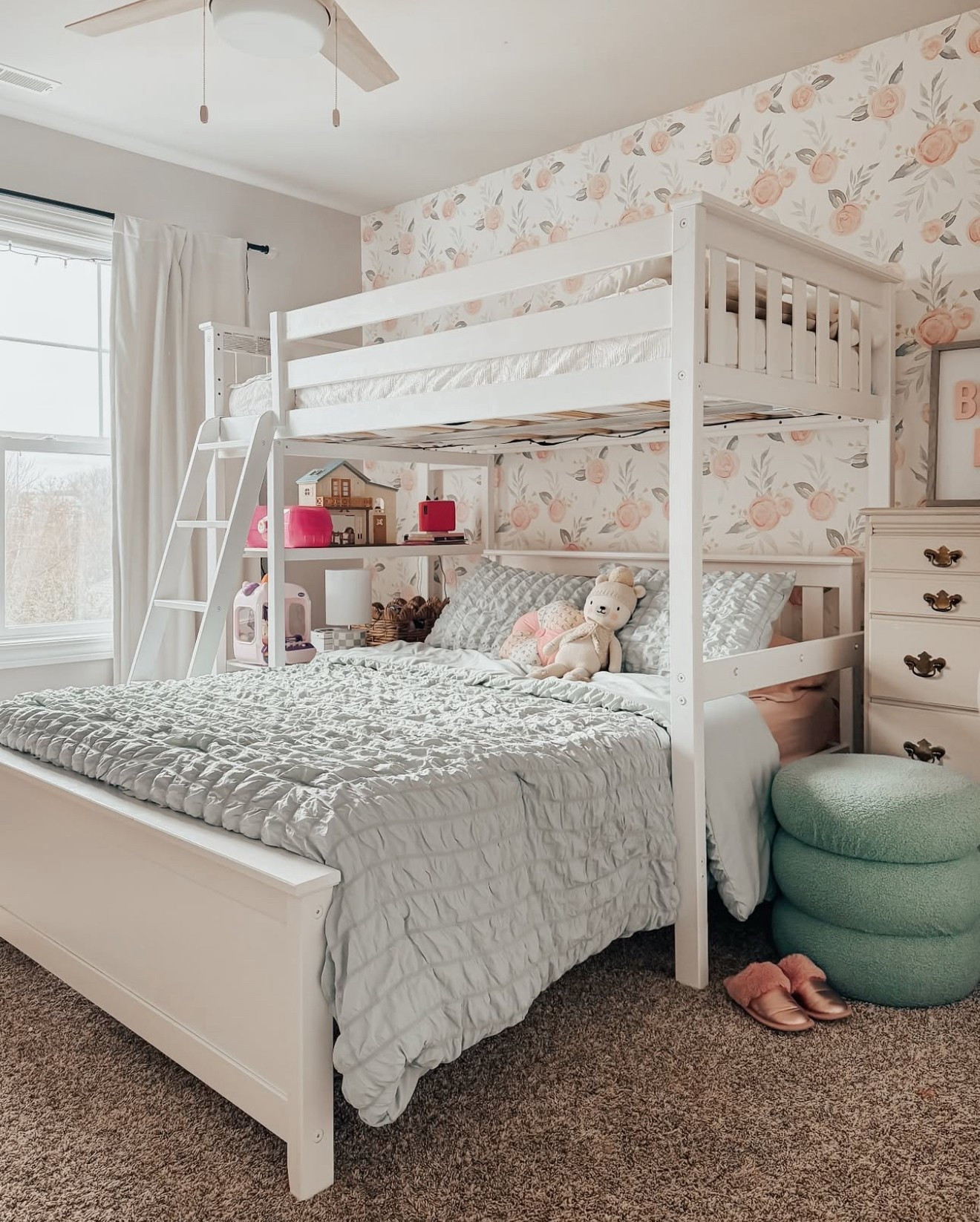 Cami’s Room Details! I’m also linking the vanity we just got her under $100 + the best kids sheets!


Walmart, Walmart Finds, Bedding, kids room, bedroom, comforter, sheets, bed, bunk bed, loft bed, wallpaper, florals, storagee

#LTKHome #LTKKids #LTKFindsUnder100