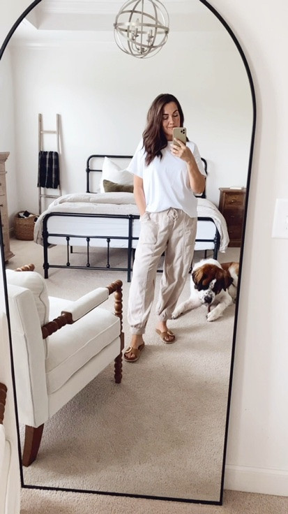 These linen utility pants were a choice. Turns out they were the right one because I want a pair for every day of the week ✌️

#LTKootd #LTKOver40 #LTKSeasonal