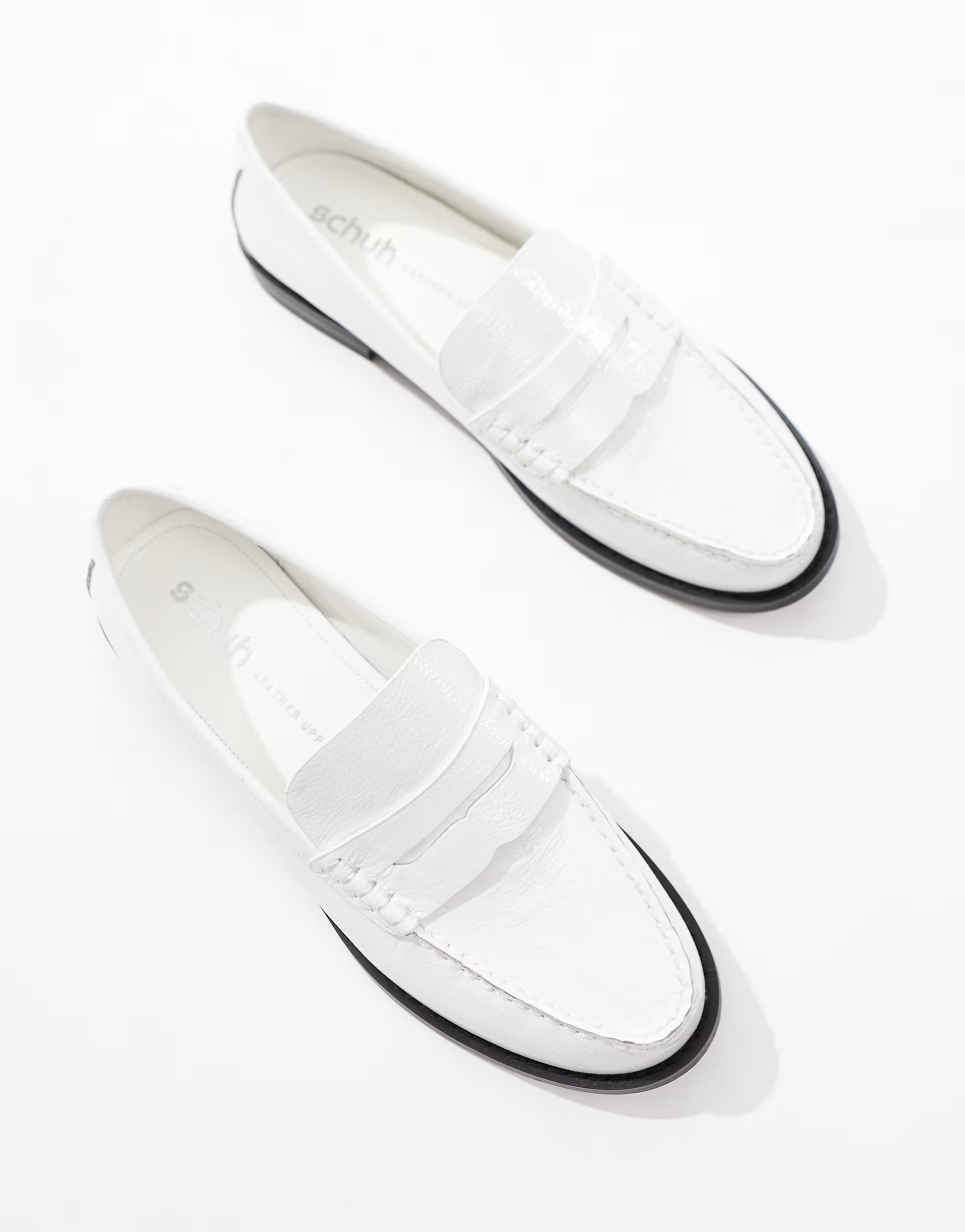 schuh - Lillian - Mocassins en cuir craquelé - Blanc | ASOS (Global)
