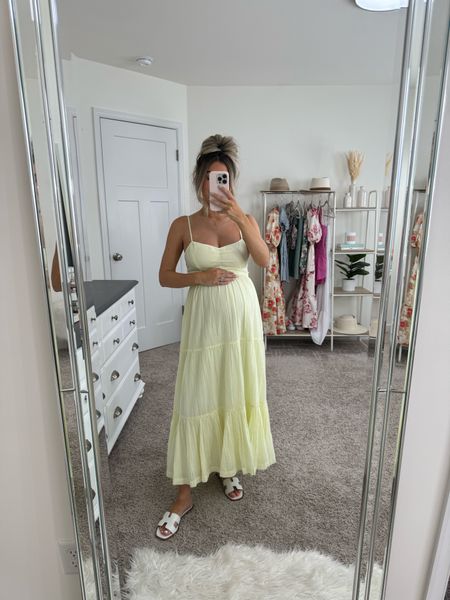 Bump friendly summer dress 🤍 size small 

#LTKFindsUnder100 #LTKBump #LTKStyleTip