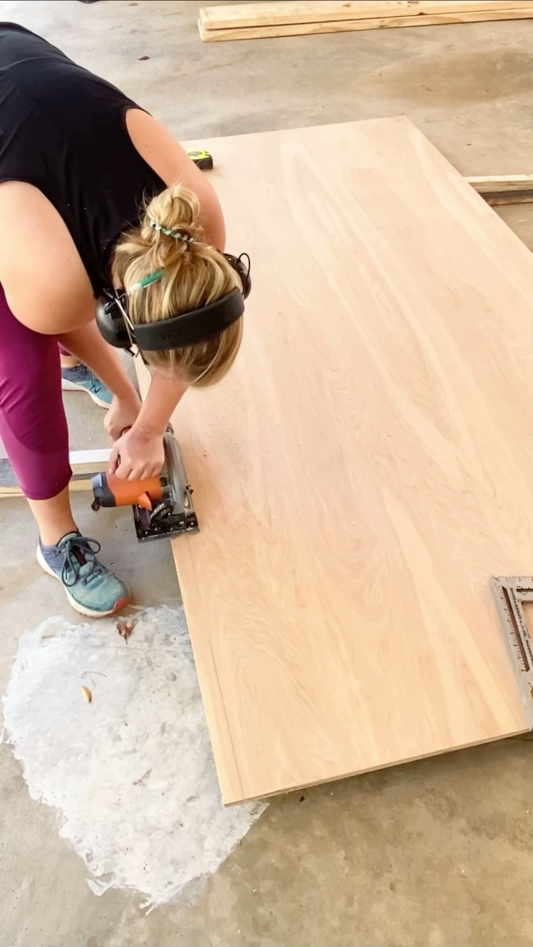 Having a battery powered circular saw has allowed for extra flexibility & removed the need for cords 🙌🏼

#LTKhome #LTKGiftGuide #LTKVideo