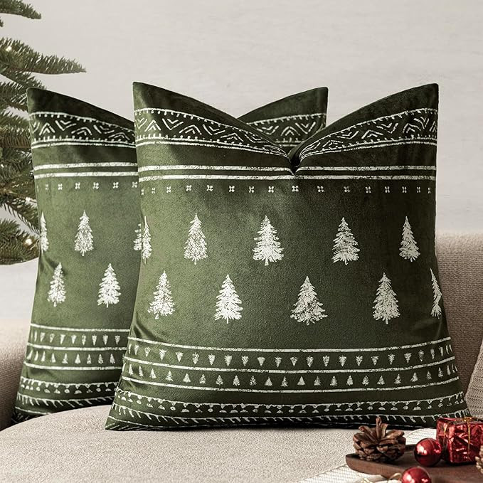 Foindtower Pack of 2 Decorative Velvet Christmas Pattern Throw Pillow Covers Holiday Print Cushio... | Amazon (US)