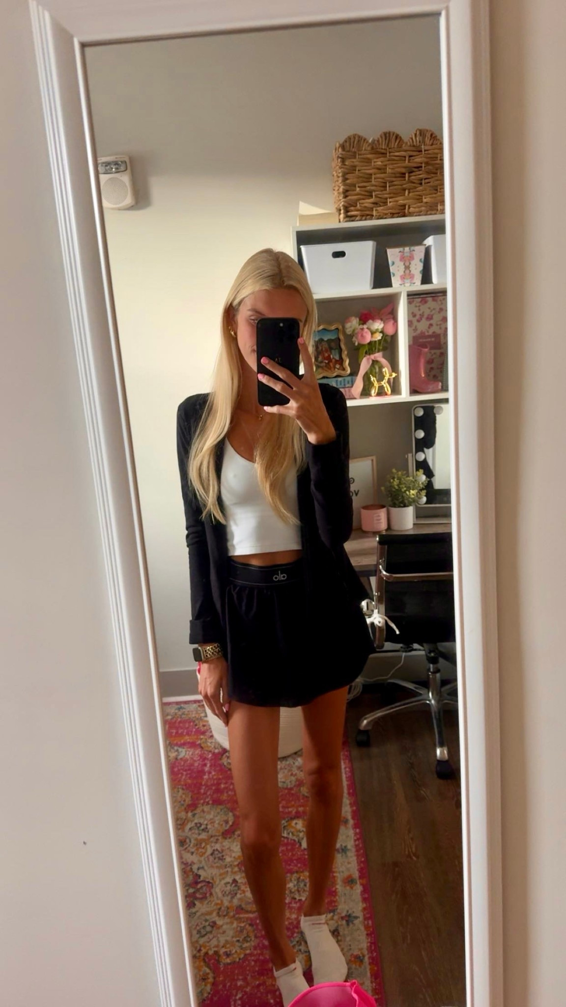 Class ootd- alo skirt with lululemon define jacket🖤🖤

#LTKHome #LTKActive #LTKU