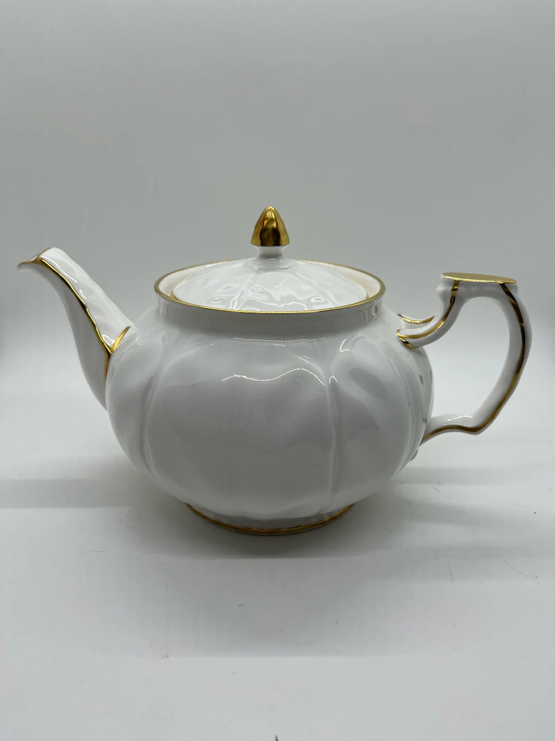 Aynsley teapot, Golden Crocus, Vintage good condition, 1980s , Fine Bone China, Gift for tea love... | Etsy (US)